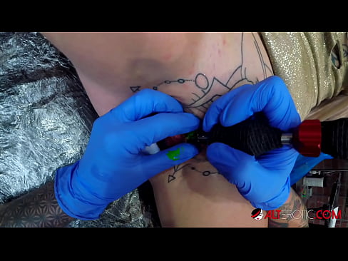 ❤️ Extremely tattooed hottie Sully Savage got a tattoo on her clitoris ️❌ Sex video at us en-us.javdoe.top ️❤